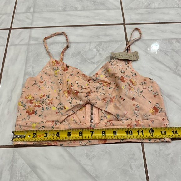 NWT Flynn Skye REVOLVE Floral Tank Crop Top Womens Size XS Boho Cottage Blogger - Picture 7 of 10